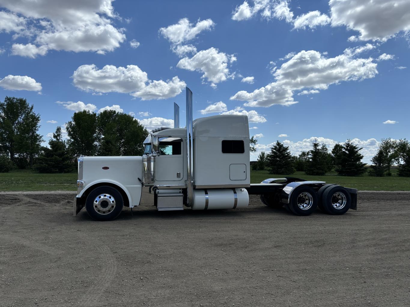 Peterbilt 389